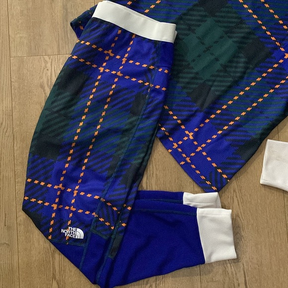 The North Face Thermal Waffle Set - Picture 4 of 7